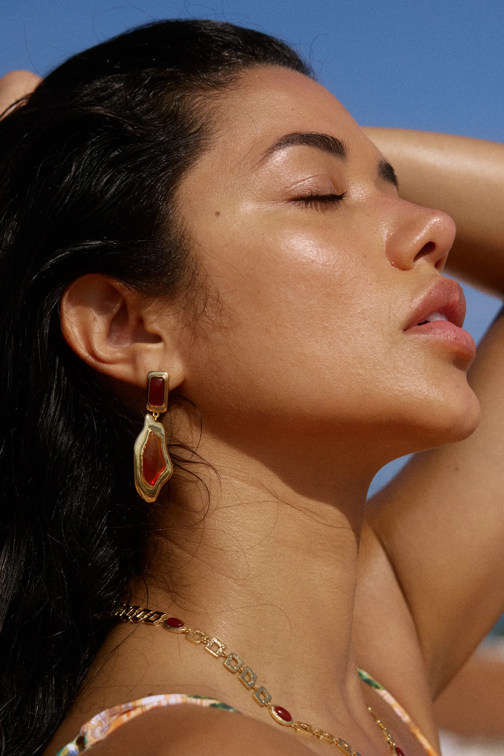 Sombra Earrings in Red Agate - Image 3